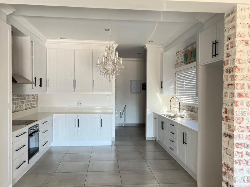 To Let 5 Bedroom Property for Rent in Kathu Northern Cape